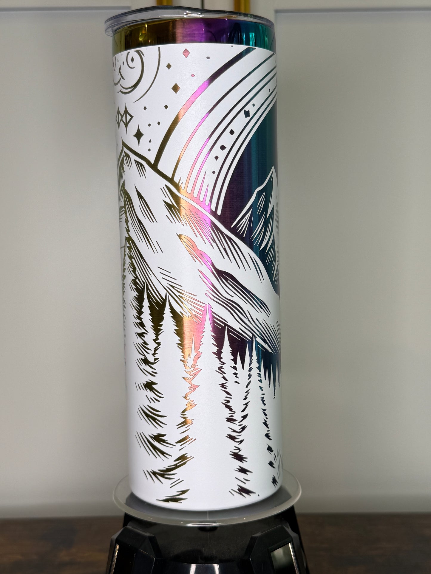 20 oz skinny Mountain scene tumbler
