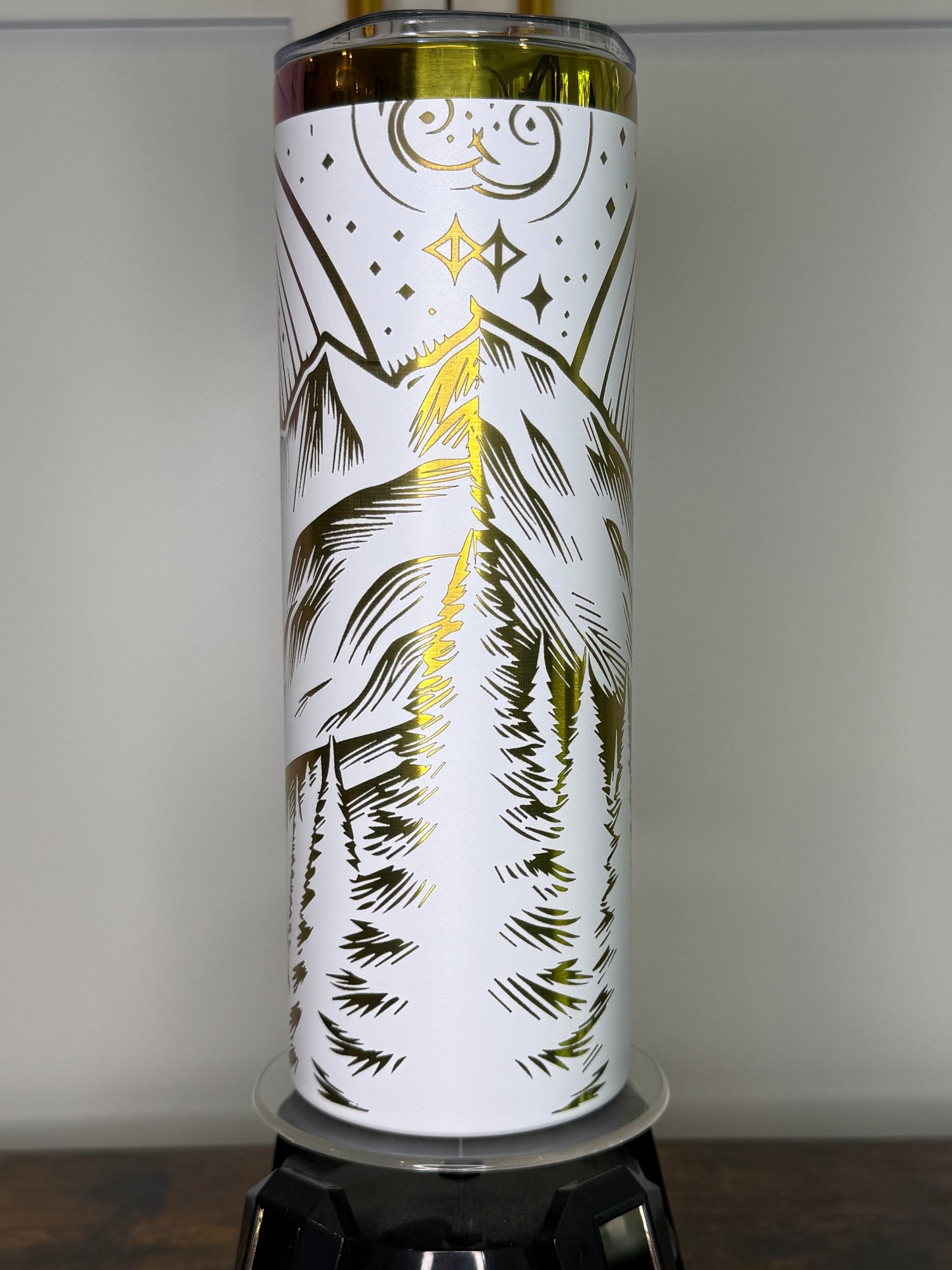 20 oz skinny Mountain scene tumbler